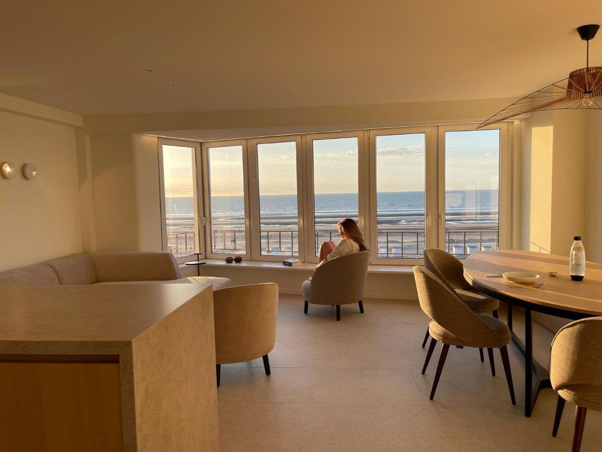 Zeedijk Oostduinkerke Frontaal Zeezicht - Volledig Gerenoveerd 2022! Apartment Exterior foto