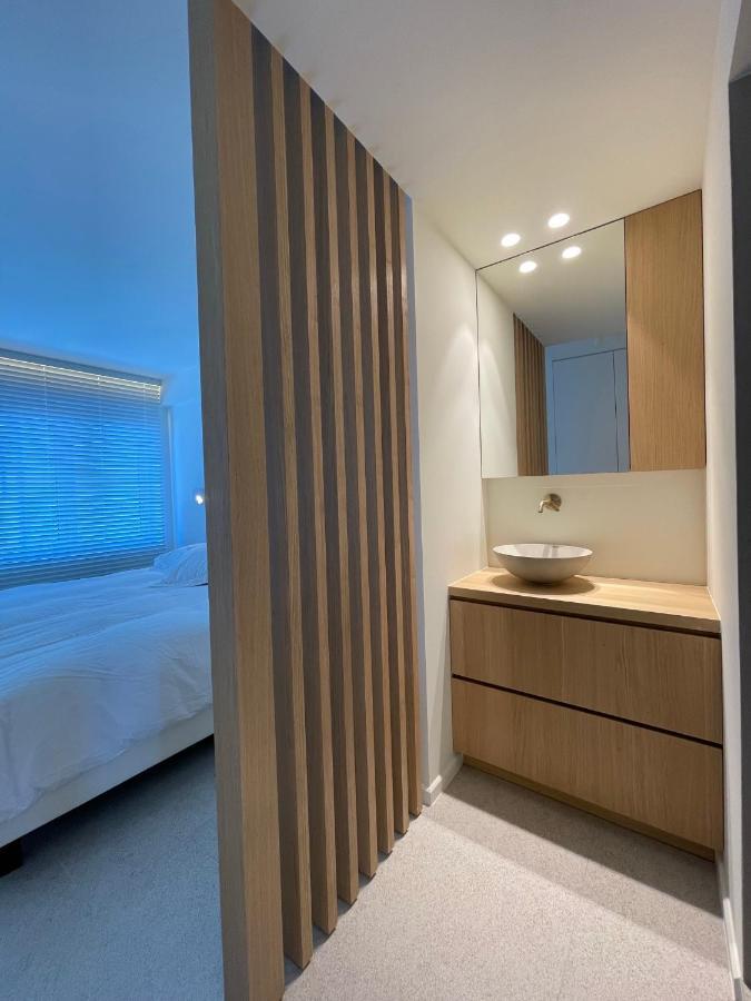 Zeedijk Oostduinkerke Frontaal Zeezicht - Volledig Gerenoveerd 2022! Apartment Exterior foto